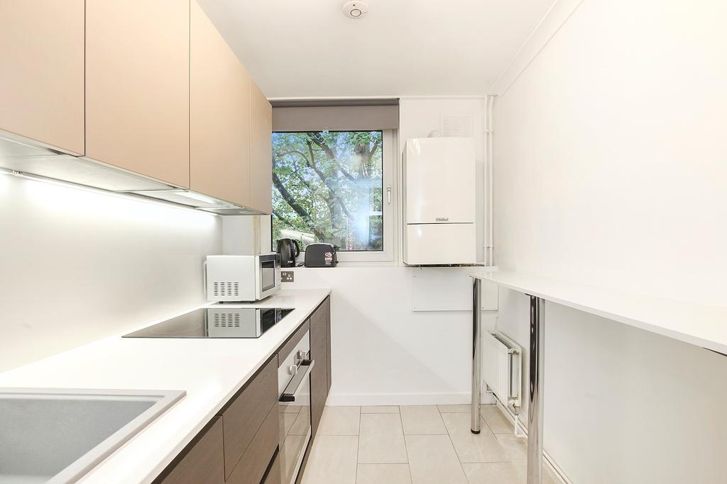 Sach'S 2 Bedrooms Apartment - No Lift Londra Esterno foto